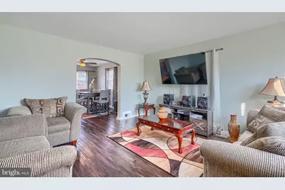 1650 Sherwood Avenue, Baltimore, MD 21239 - Photo 8