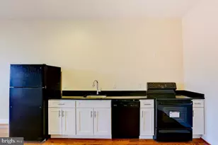 2118 St Paul St, Baltimore, MD 21218 - Photo 20