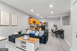 1918 McCulloh St, Baltimore, MD 21217 - Photo 4
