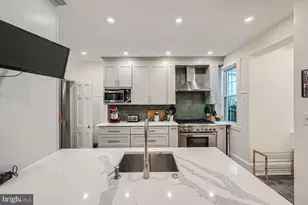 3436 University Pl, Baltimore, MD 21218 - Photo 2