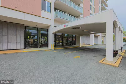 6210 Park Heights Avenue #905, Baltimore, MD 21215 - Photo 2