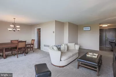 6210 Park Heights Avenue #905, Baltimore, MD 21215 - Photo 8