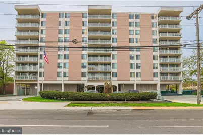 6210 Park Heights Avenue #905, Baltimore, MD 21215 - Photo 1