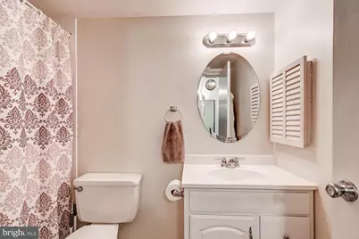 1 E University Parkway #307, Baltimore, MD 21218 - Photo 12