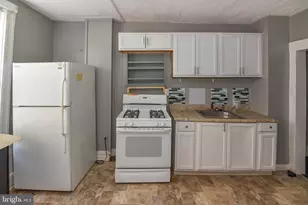 916 N Montford Ave, Baltimore, MD 21205 - Photo 6