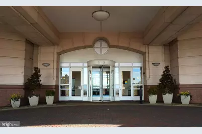 100 Harborview Drive #611, Baltimore, MD 21230 - Photo 32