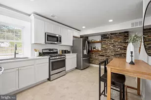 1506 Mill Race Rd, Baltimore, MD 21211 - Photo 8