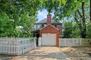 308 Eastway Ct, Baltimore, MD 21212 - Photo 2