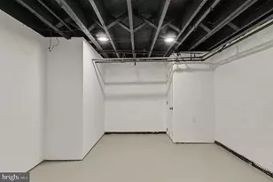 308 Eastway Ct, Baltimore, MD 21212 - Photo 22