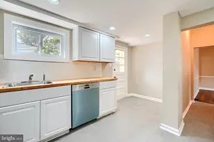 2913 Rosalie Ave, Parkville, MD 21234 - Photo 8