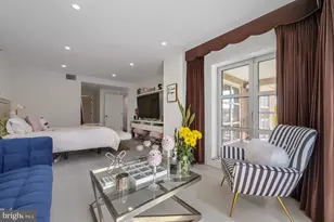 250 President St, Baltimore, MD 21202 - Photo 14