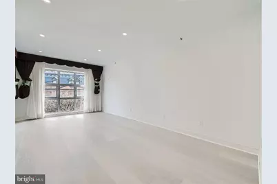 250 President Street #211, Baltimore, MD 21202 - Photo 30