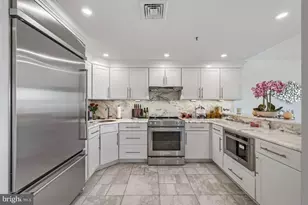 250 President St, Baltimore, MD 21202 - Photo 8