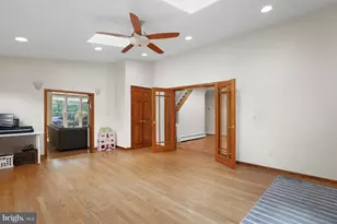 6609 Western Run Dr, Baltimore, MD 21215 - Photo 16