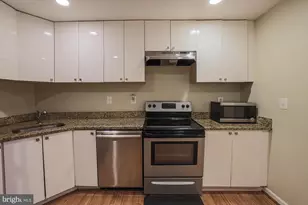 352 Woodyear St, Baltimore, MD 21223 - Photo 10