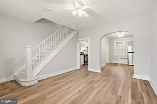 821 Pontiac, Baltimore, MD 21225 - Photo 4