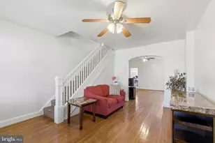 4005 Woodridge Rd, Baltimore, MD 21229 - Photo 2