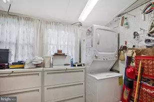 2422 Pickwick Rd, Baltimore, MD 21207 - Photo 20