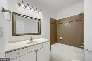 1228 N Broadway, Baltimore, MD 21213 - Photo 14