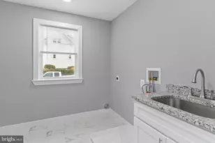 5728 Clover Rd, Baltimore, MD 21215 - Photo 16