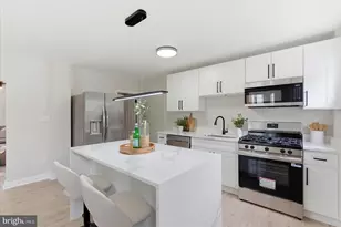 10 Mardrew Rd, Baltimore, MD 21229 - Photo 16