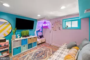 3200 Fleet St, Baltimore, MD 21224 - Photo 30