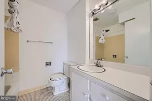 1101 St Paul St, Baltimore, MD 21202 - Photo 10