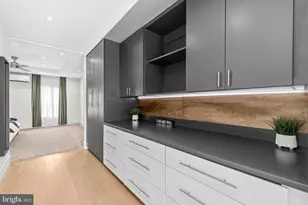 830 N Bond St, Baltimore, MD 21205 - Photo 18