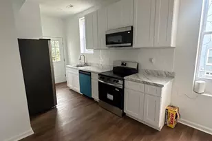 141 S Augusta Ave, Baltimore, MD 21229 - Photo 4