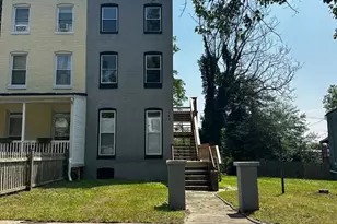 141 S Augusta Ave, Baltimore, MD 21229 - Photo 1