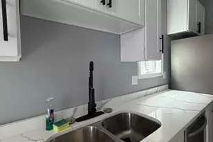 333 N Washburn Ave, Baltimore, MD 21225 - Photo 10