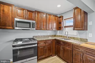 3838 Lyndale Ave, Baltimore, MD 21213 - Photo 12