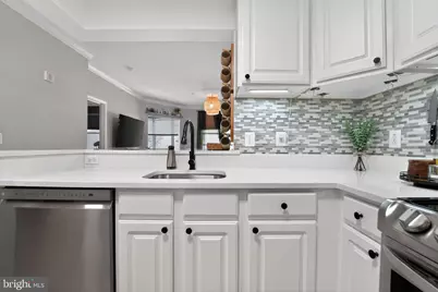 23 Pierside Drive #215, Baltimore, MD 21230 - Photo 12