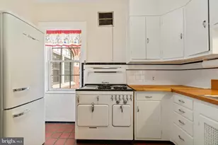 501 W University Pkwy, Baltimore, MD 21210 - Photo 22