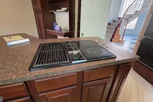 845 Park Ave, Baltimore, MD 21201 - Photo 16