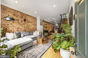 7 S Robinson St, Baltimore, MD 21224 - Photo 4