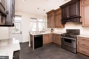 2205 E Baltimore St, Baltimore, MD 21231 - Photo 10
