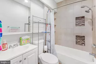 2831 Lake Ave, Baltimore, MD 21213 - Photo 16