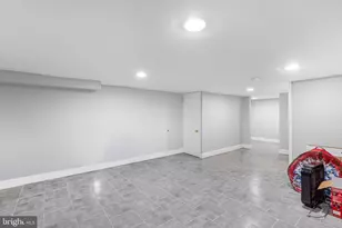 2831 Lake Ave, Baltimore, MD 21213 - Photo 22