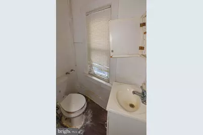 2420 Greenmount Avenue, Baltimore, MD 21218 - Photo 44