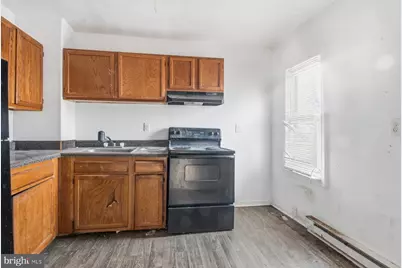 2420 Greenmount Avenue, Baltimore, MD 21218 - Photo 16