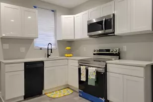 2745 W Mosher St, Baltimore, MD 21216 - Photo 12
