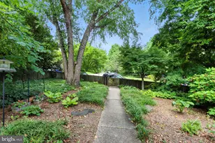 5721 Ridgedale Rd, Baltimore, MD 21209 - Photo 16