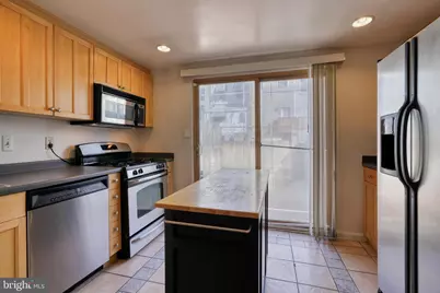 119 S Bouldin Street S, Baltimore, MD 21224 - Photo 10
