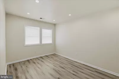 16 S Mount Olivet Lane, Baltimore, MD 21229 - Photo 18