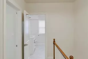 16 S Mt Olivet Ln, Baltimore, MD 21229 - Photo 14