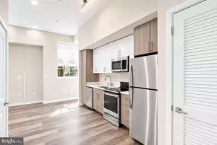 1805 St Paul St, Baltimore, MD 21202 - Photo 20