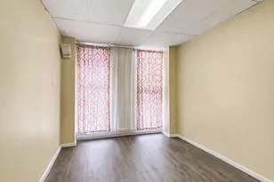 520 Sanford Pl, Baltimore, MD 21217 - Photo 4