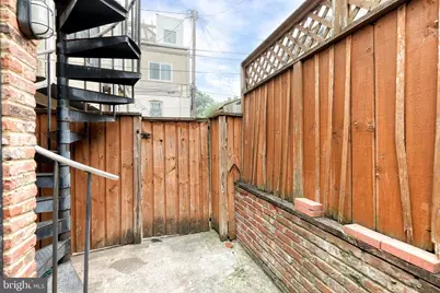 223 E Churchill Street, Baltimore, MD 21230 - Photo 16