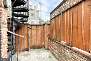223 E Churchill St, Baltimore, MD 21230 - Photo 16